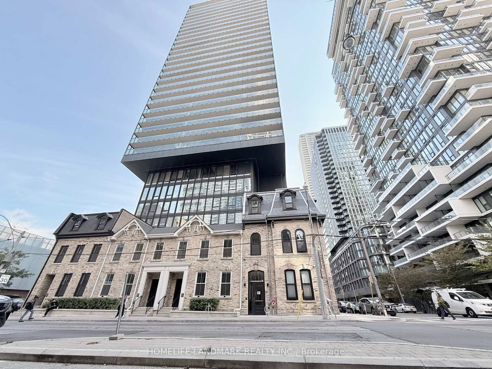 47 Mutual Street, Unit 2008