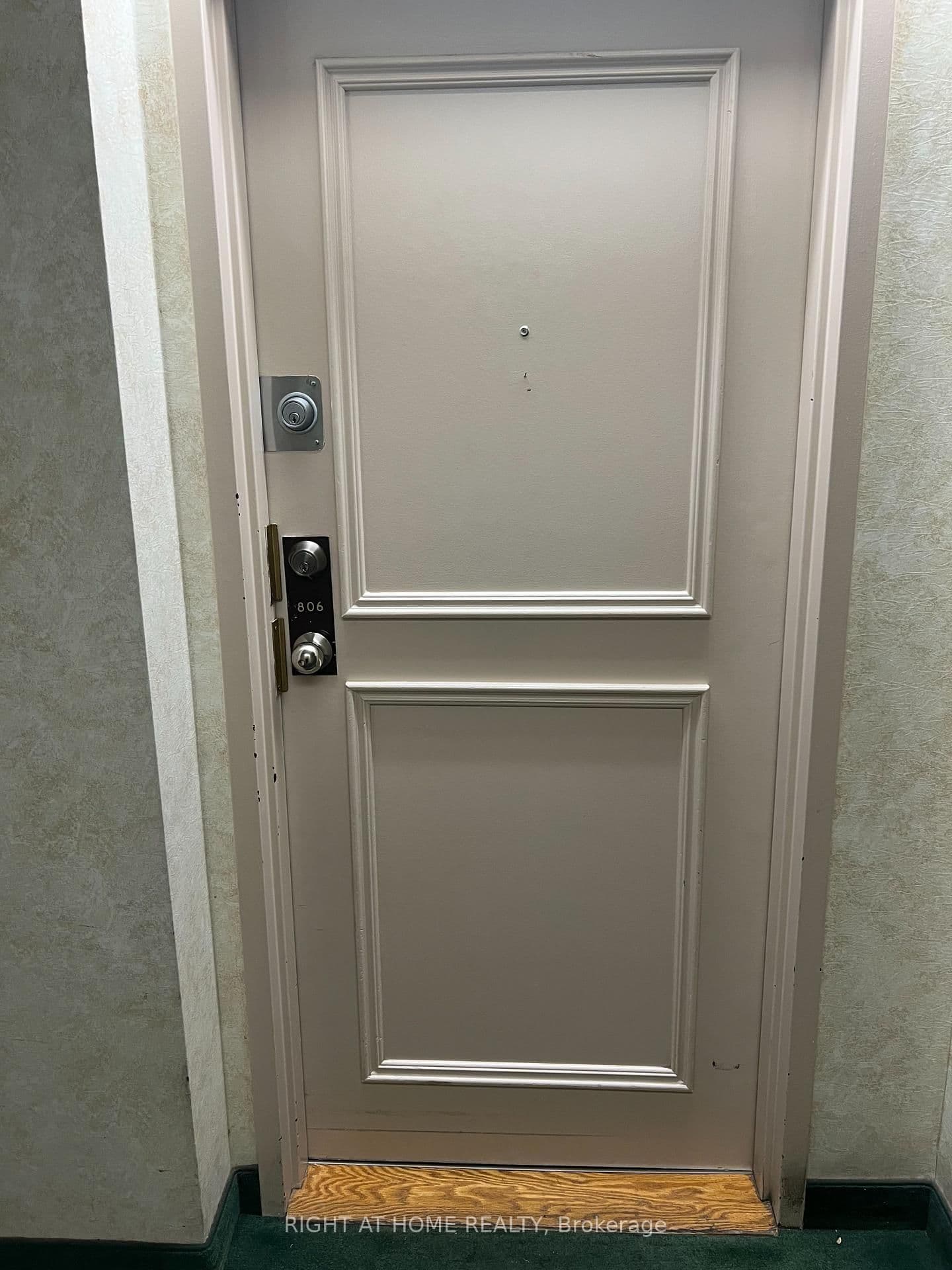 #806 - 205 Hilda Avenue E