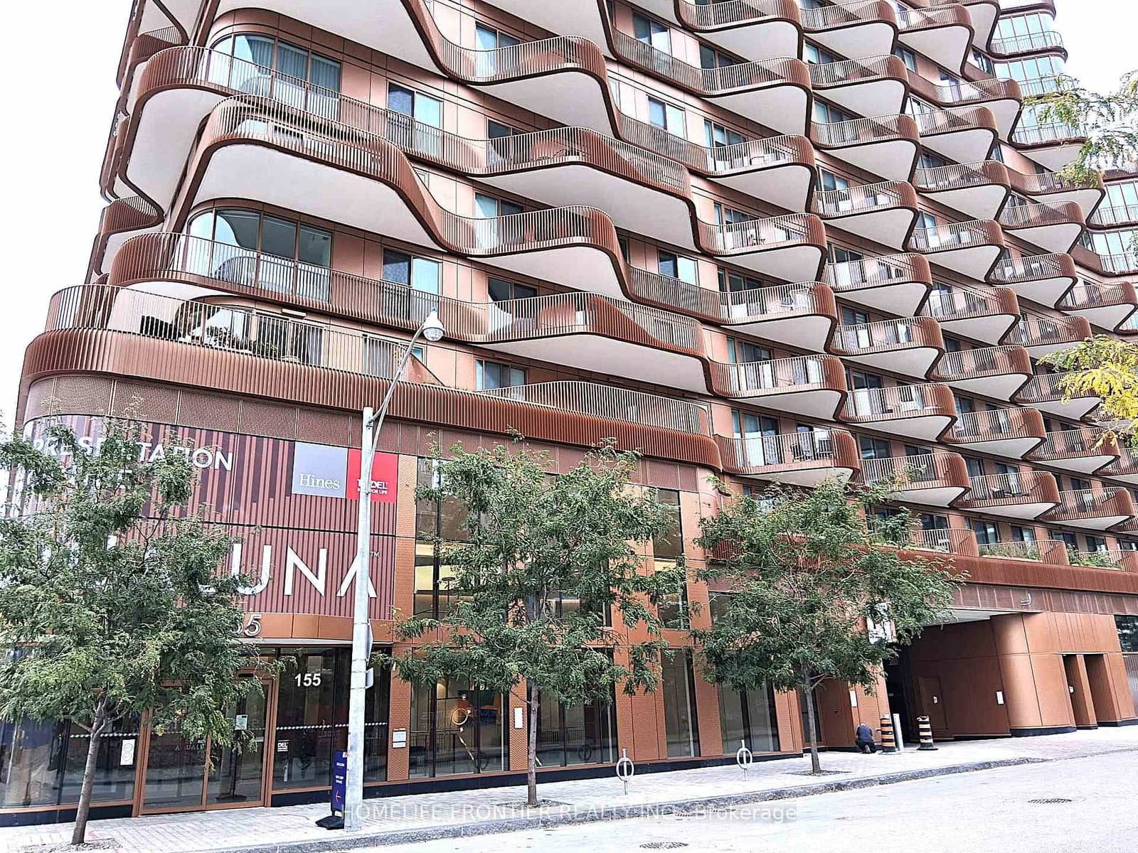 155 Merchants' Wharf, Unit 723