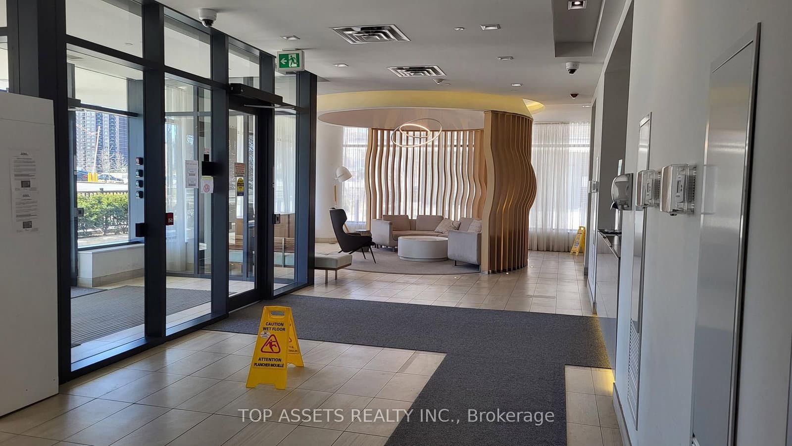 150 Fairview Mall Drive, Unit 1310