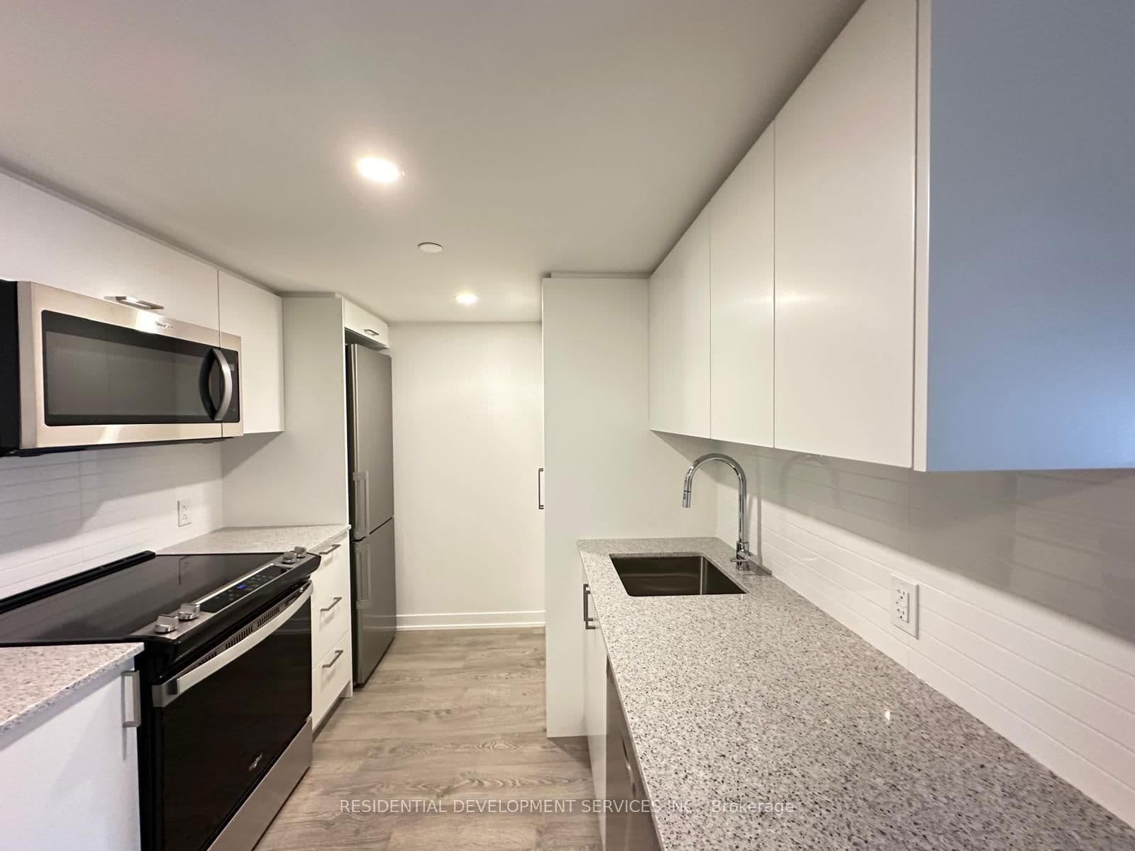 500 Wilson Avenue, Unit 321