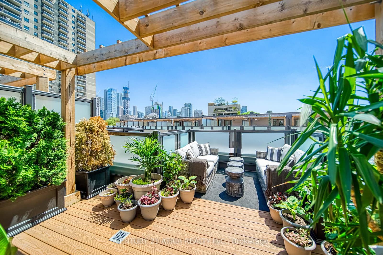 165 Pears Avenue, Unit TH16