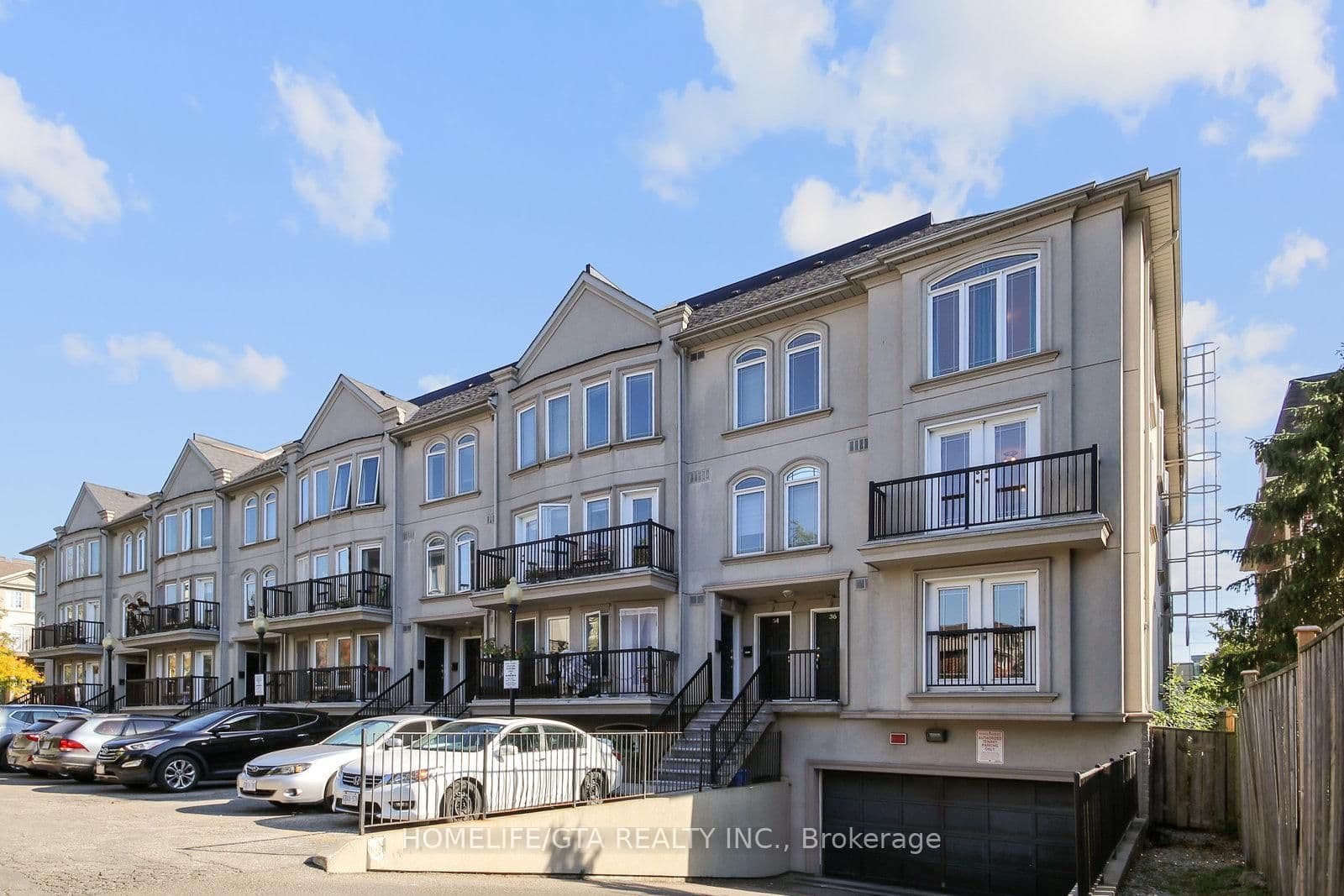 118 Finch Avenue W, Unit 36