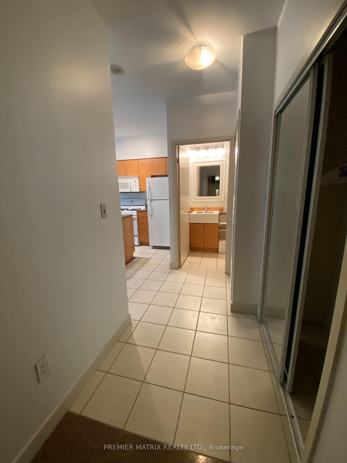 #101 - 10 Navy Wharf Court