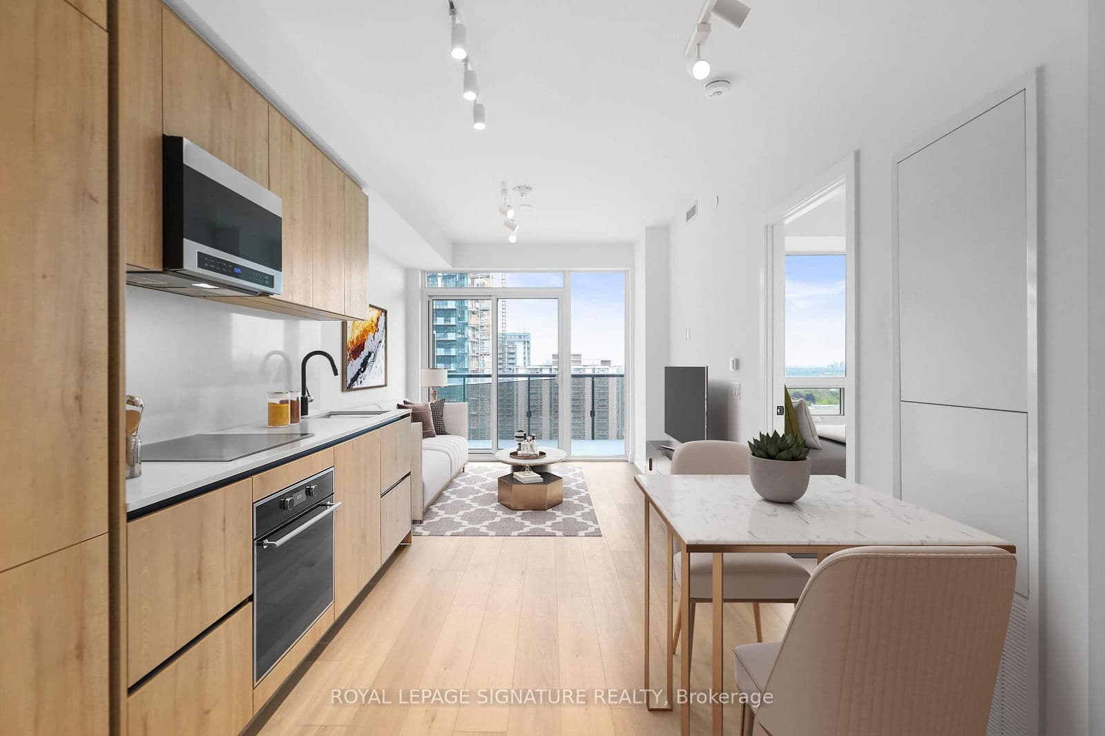 117 Broadway Avenue, Unit 2208