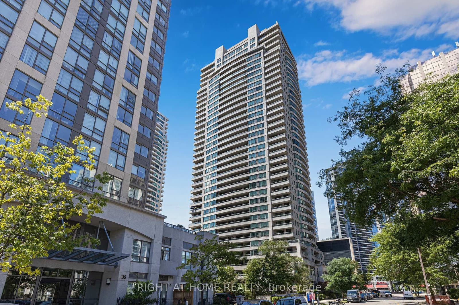 23 Hollywood Avenue, Unit 503