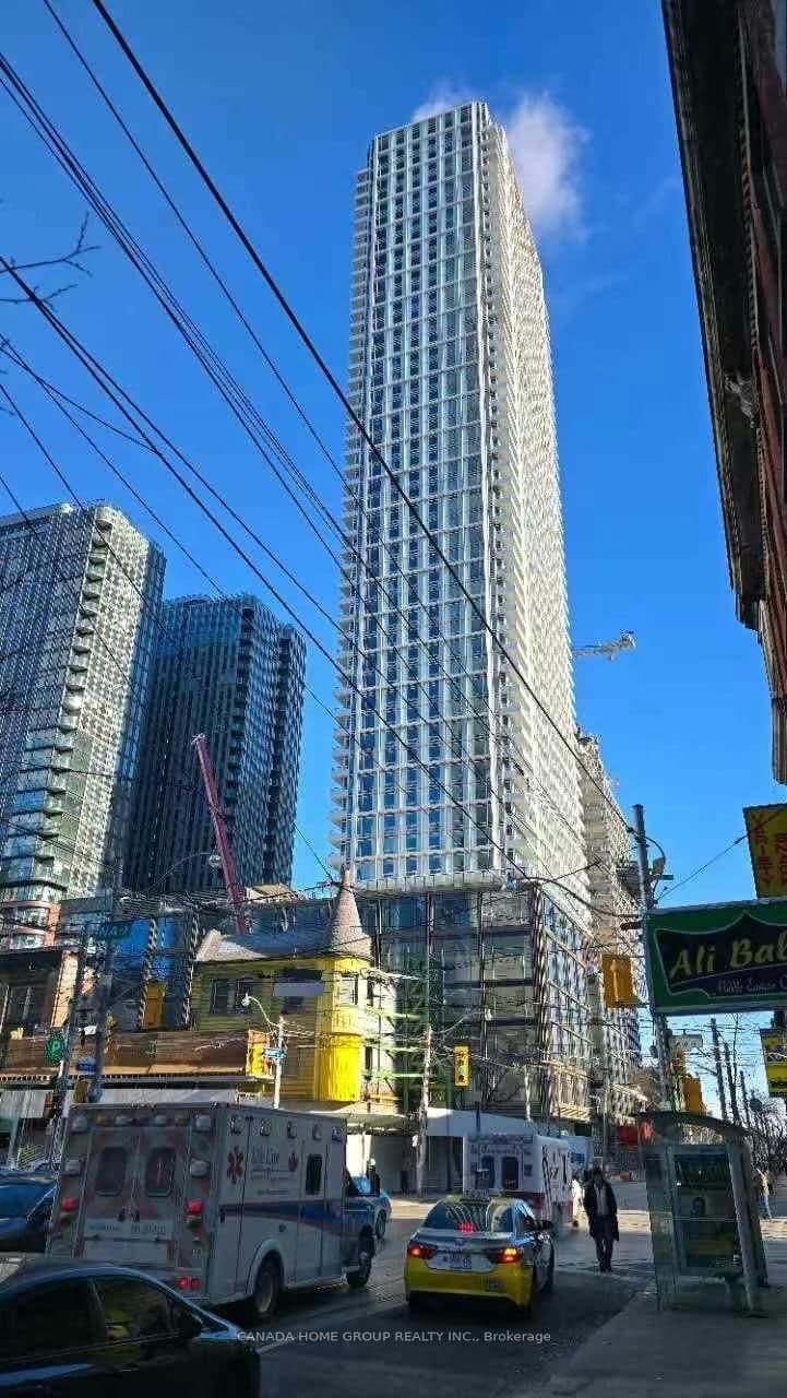 88 Queen Street E, Unit 2016