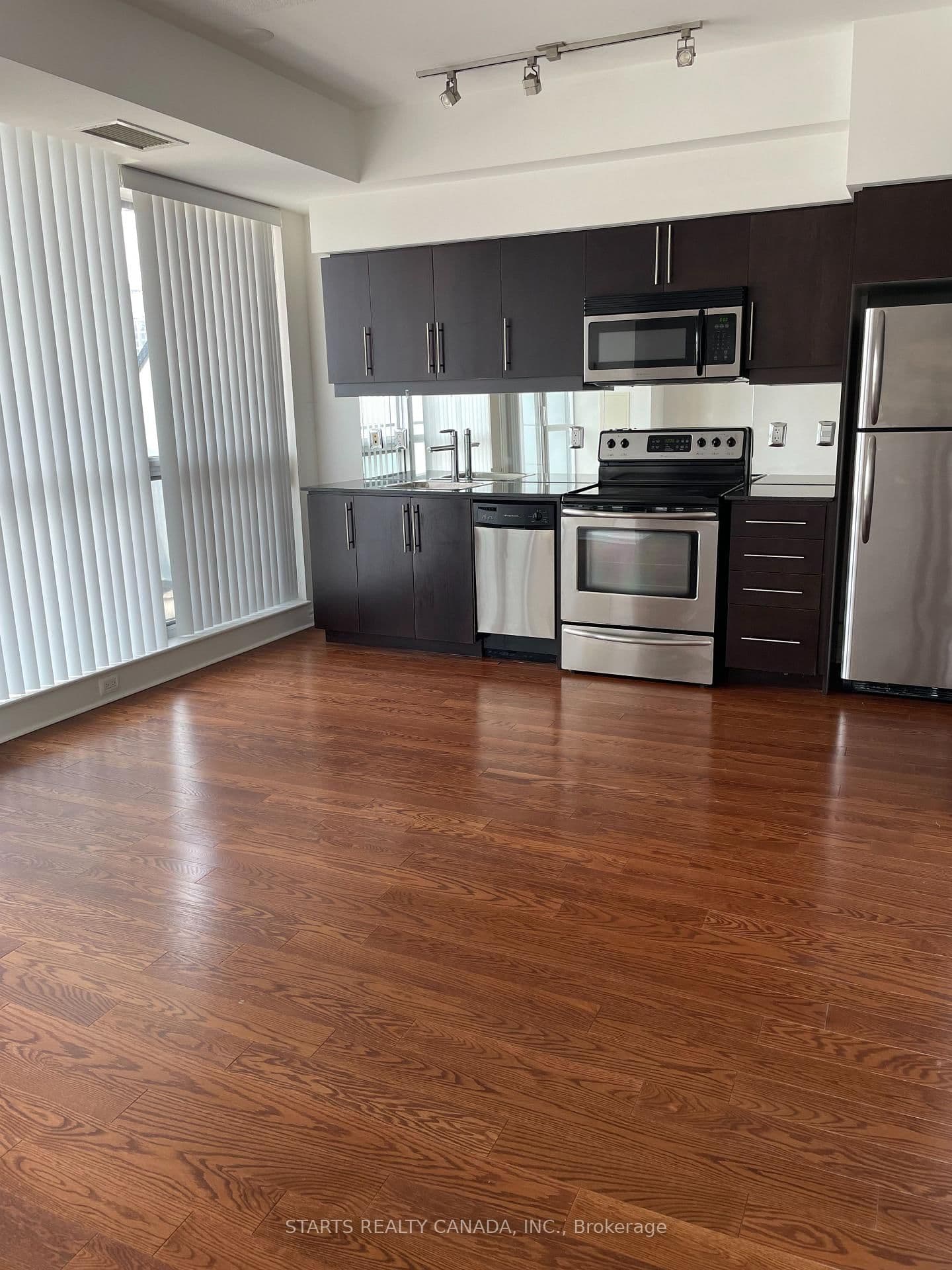 2885 Bayview Avenue, Unit 537