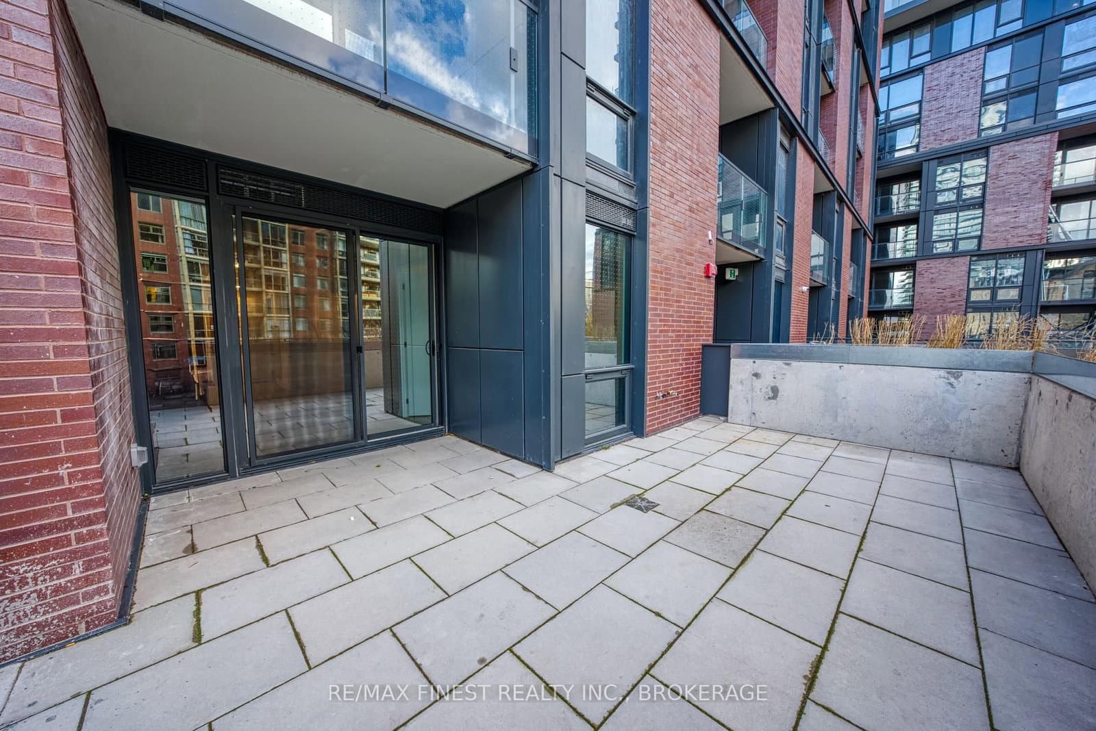 35 Parliament Street, Unit 204