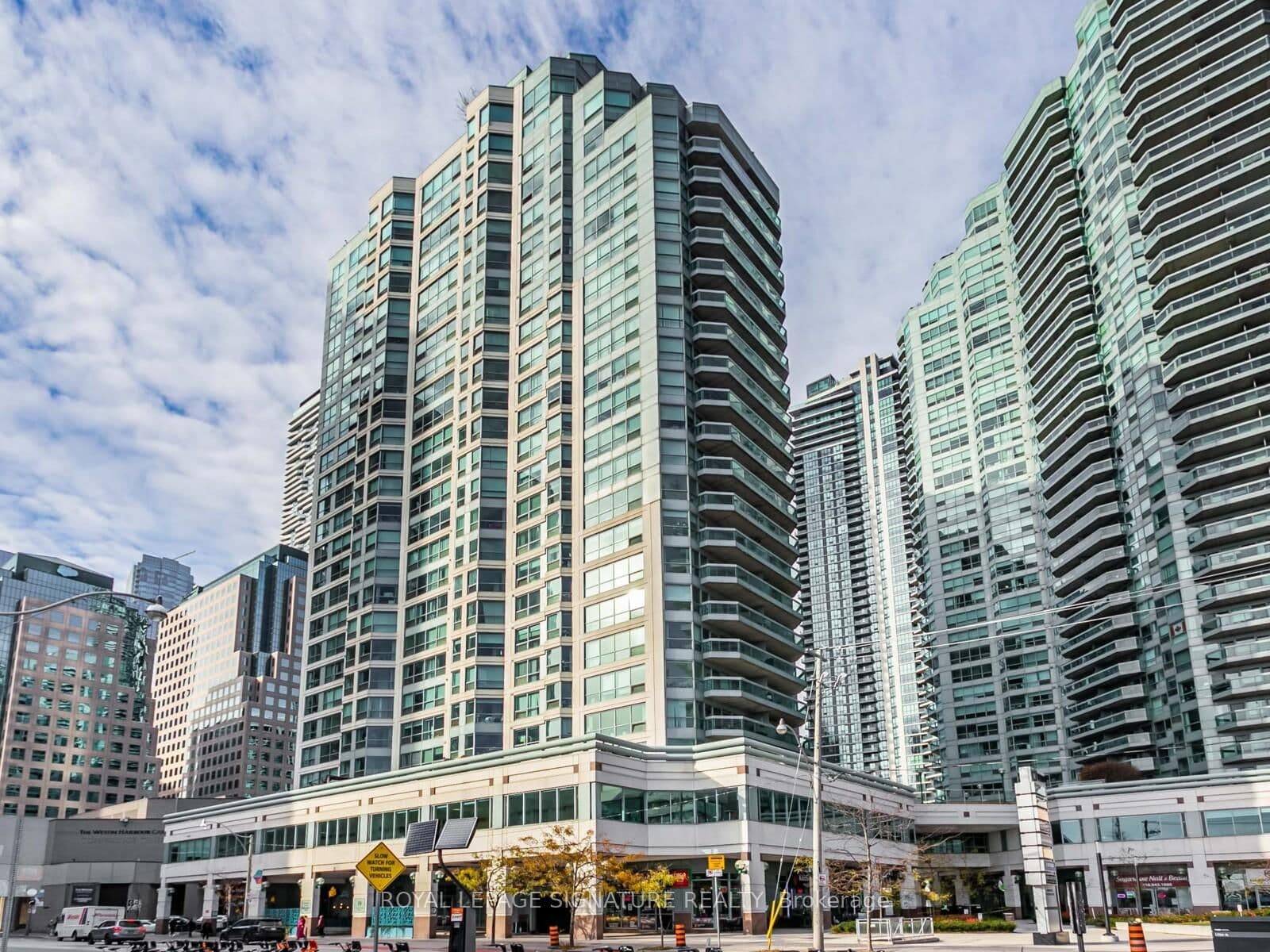 10 Queens Quay W, Unit 709