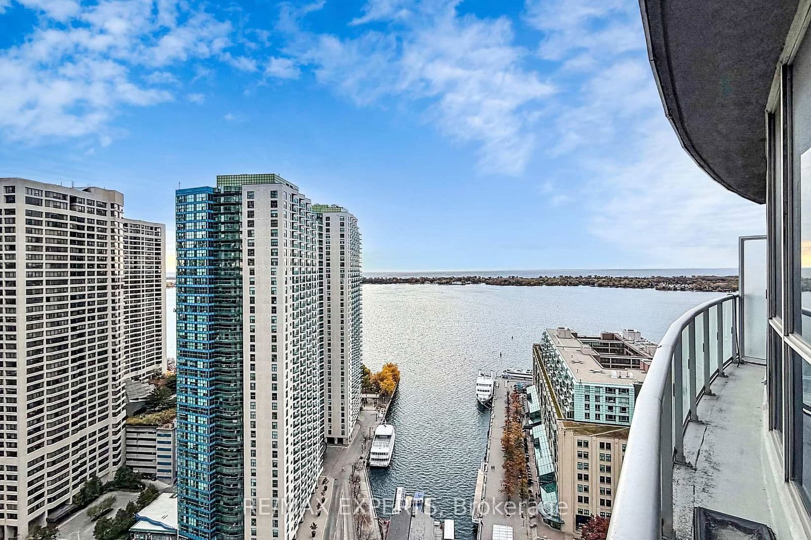 #2905 - 8 YORK Street