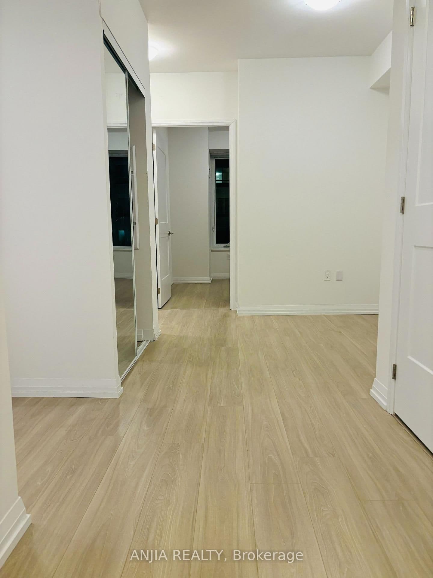 50 Dunfield Avenue, Unit 615