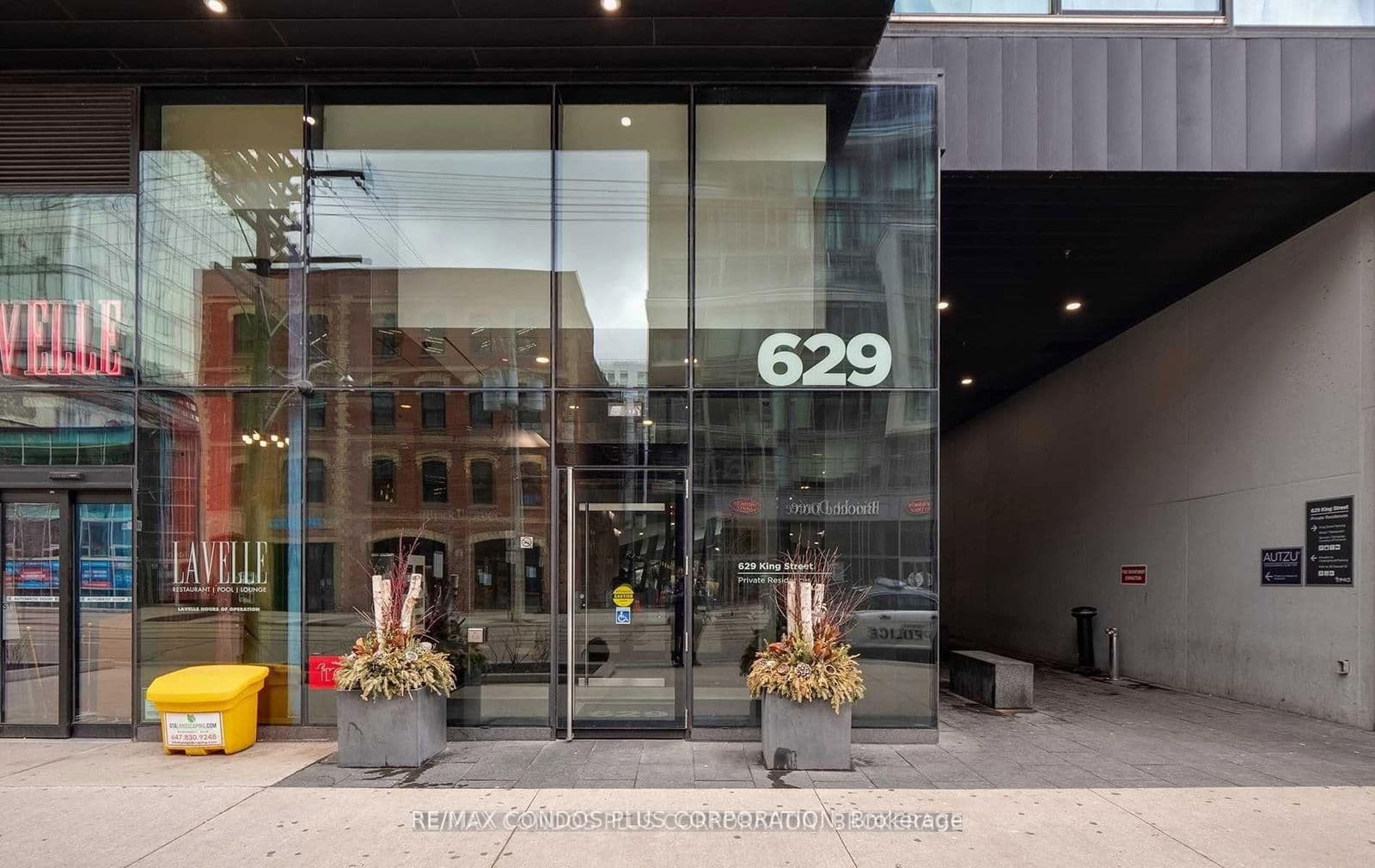 629 King Street W, Unit 412