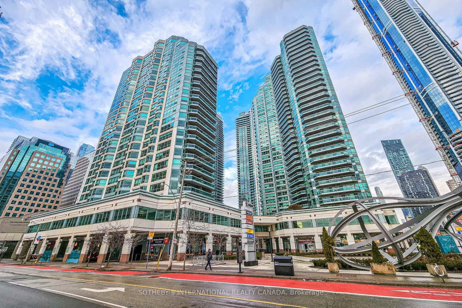 10 Queens Quay W, Unit 712