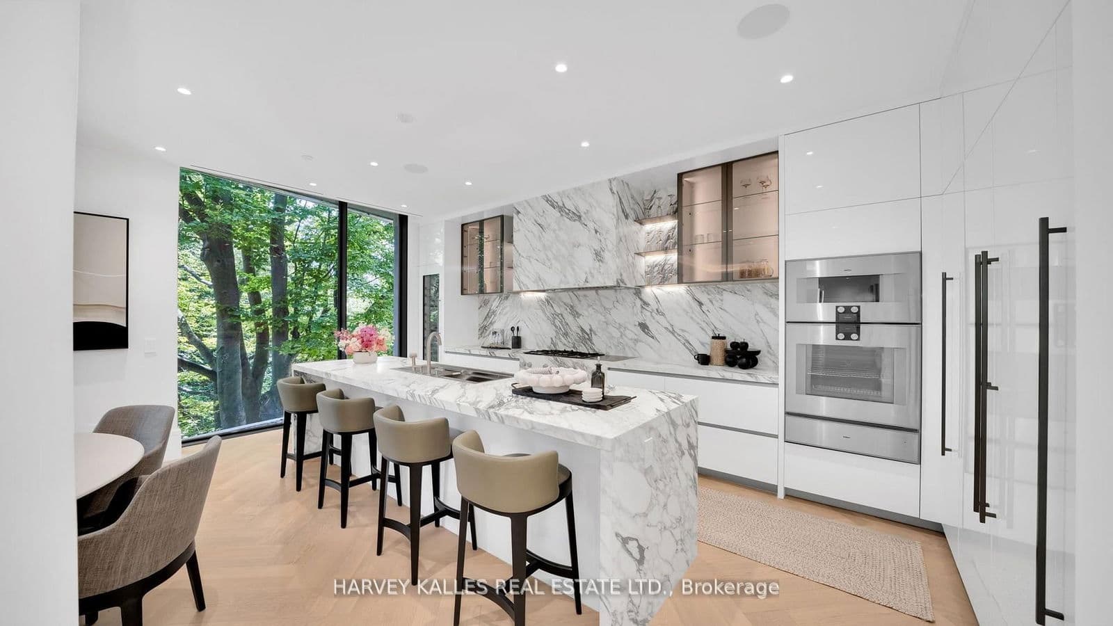 #304 - 7 Dale Avenue