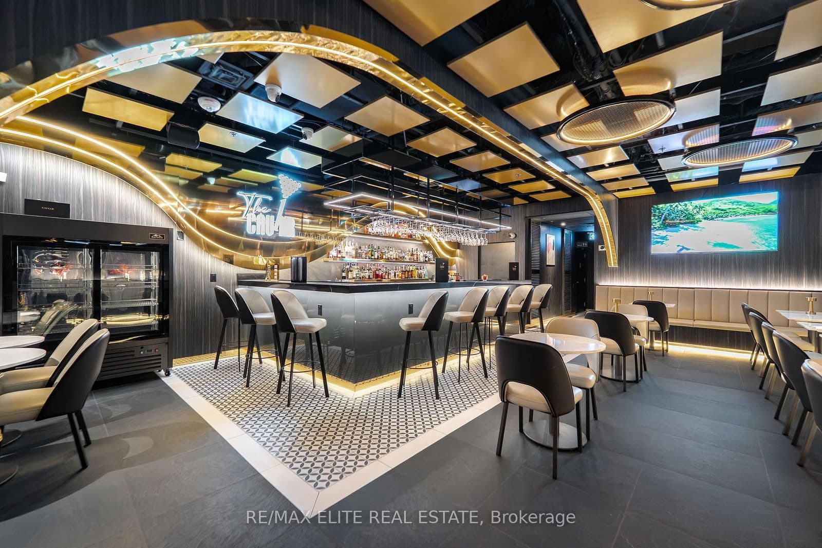 #108 - 1 Yorkville Avenue