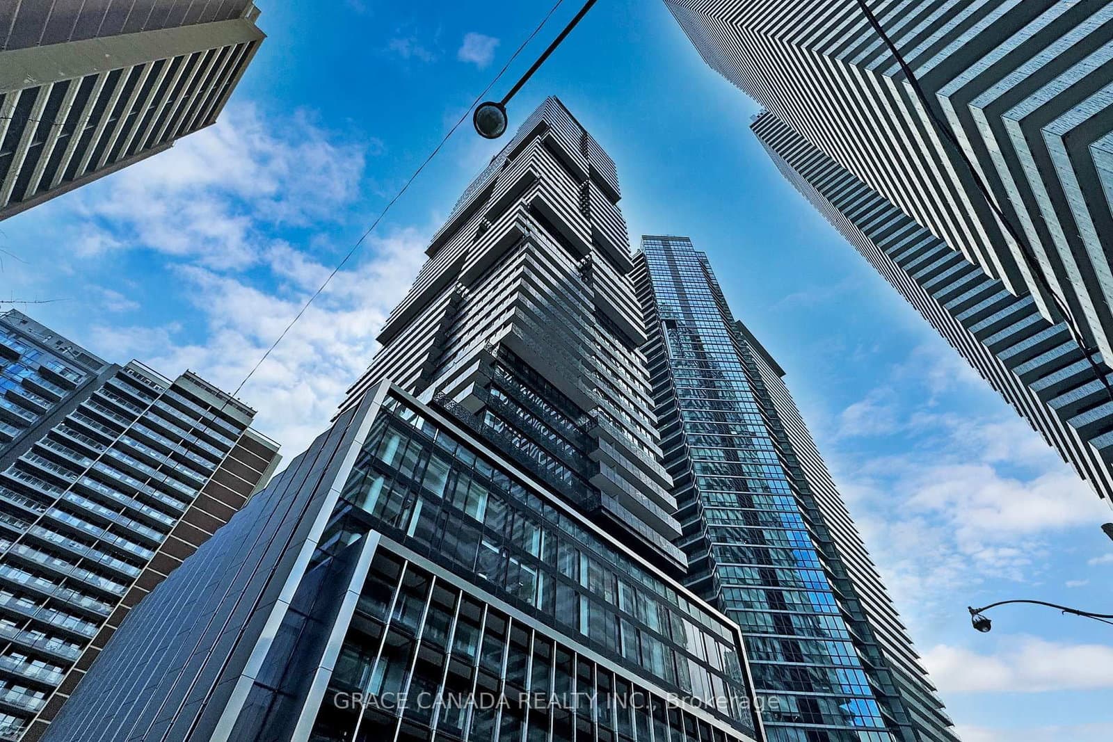 #5004 - 55 Charles Street E