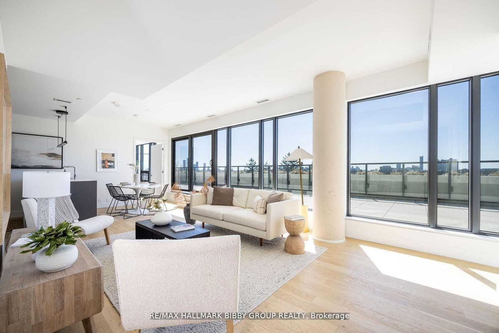 #701 - 1414 Bayview Avenue