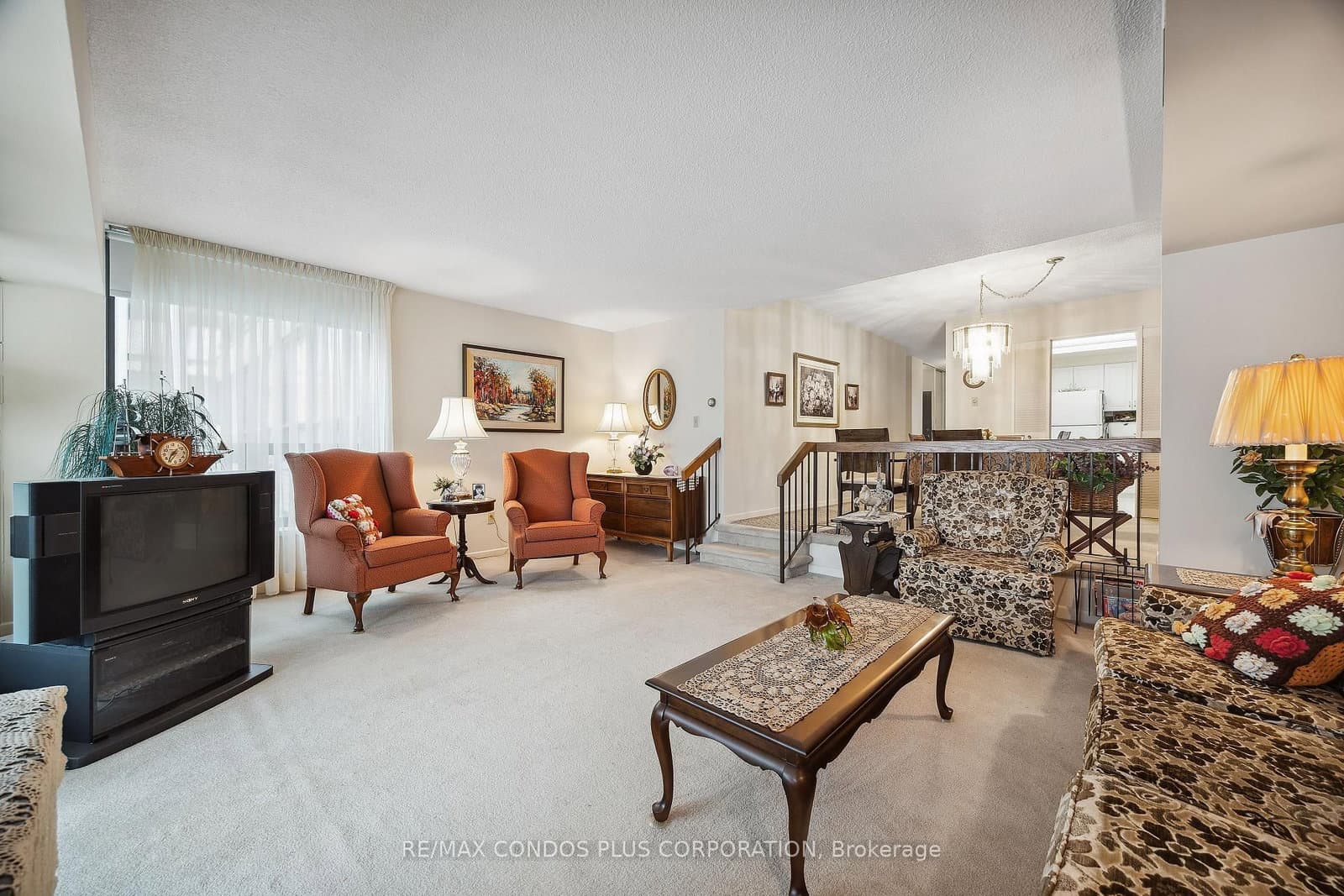 #902 - 62 Wellesley Street W