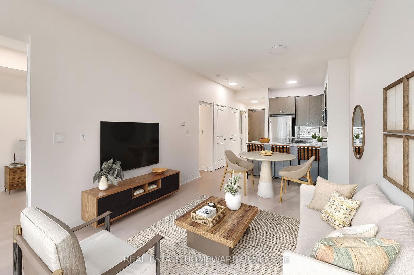 #305 - 21 Scollard Street