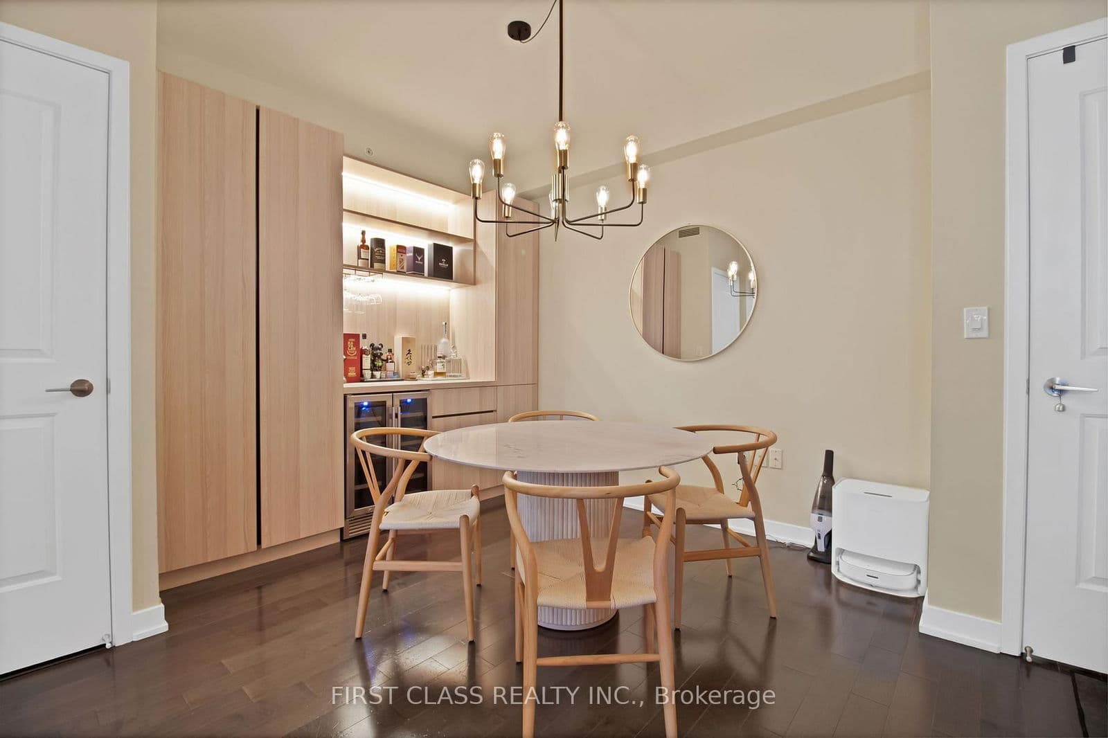 #3309 - 1 The Esplanade