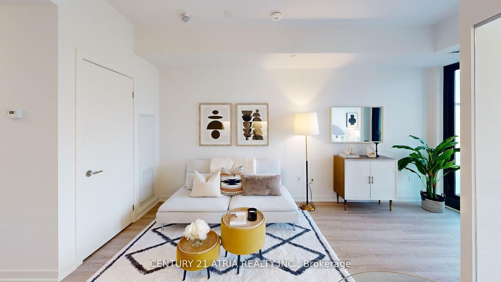 #605 - 250 Lawrence Avenue W