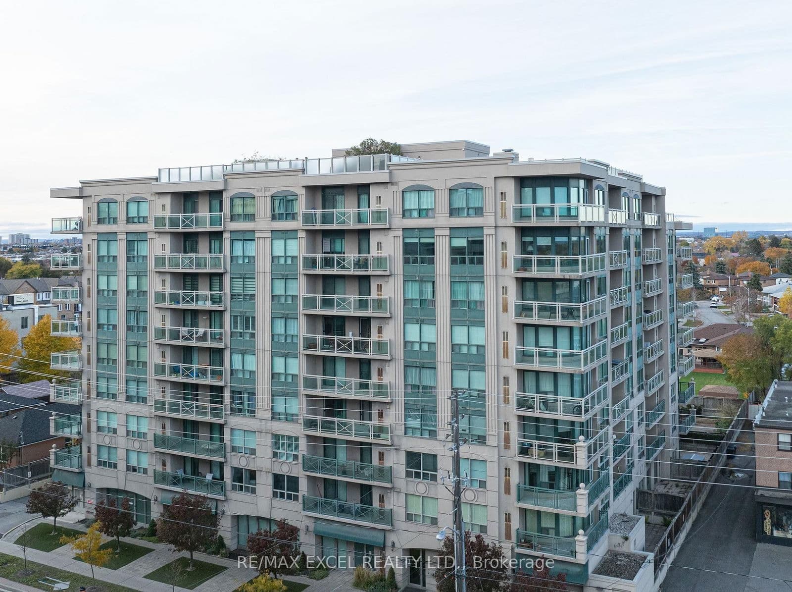 #711 - 920 Sheppard Avenue W