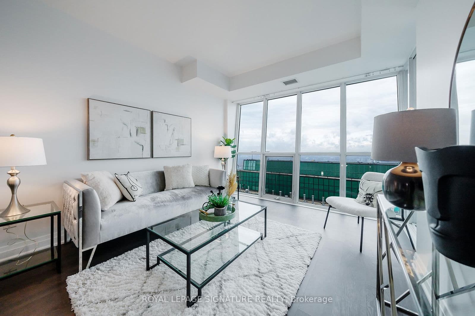 #3906 - 9 Bogert Avenue