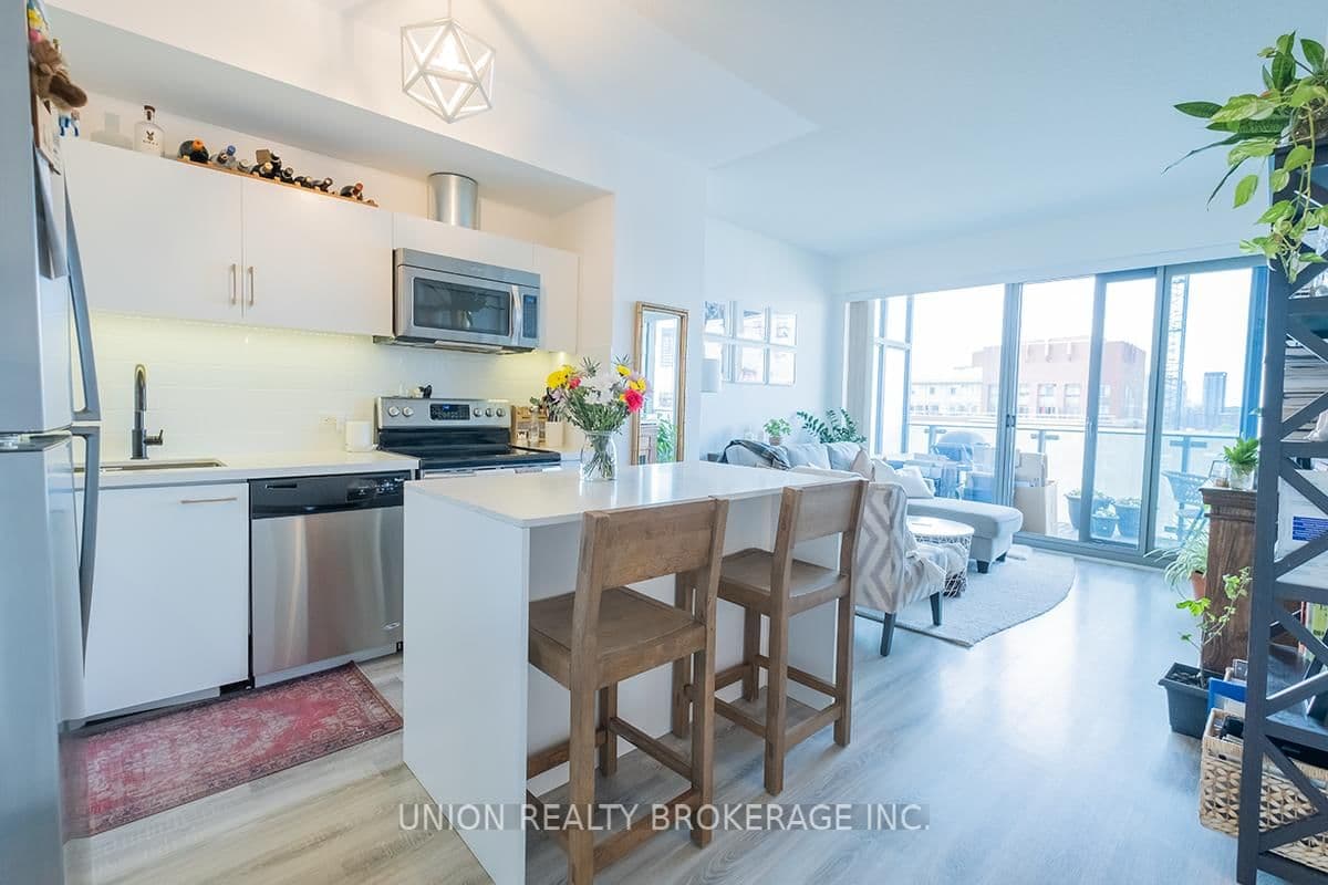 390 Cherry Street, Unit 1104