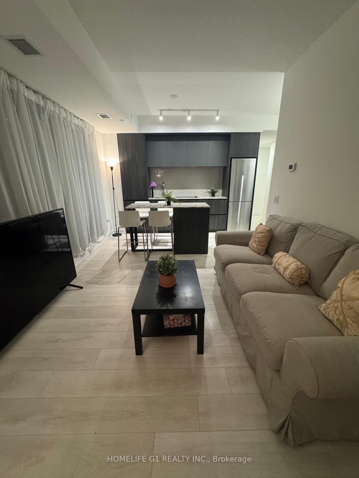 #611 - 225 Sumach Street