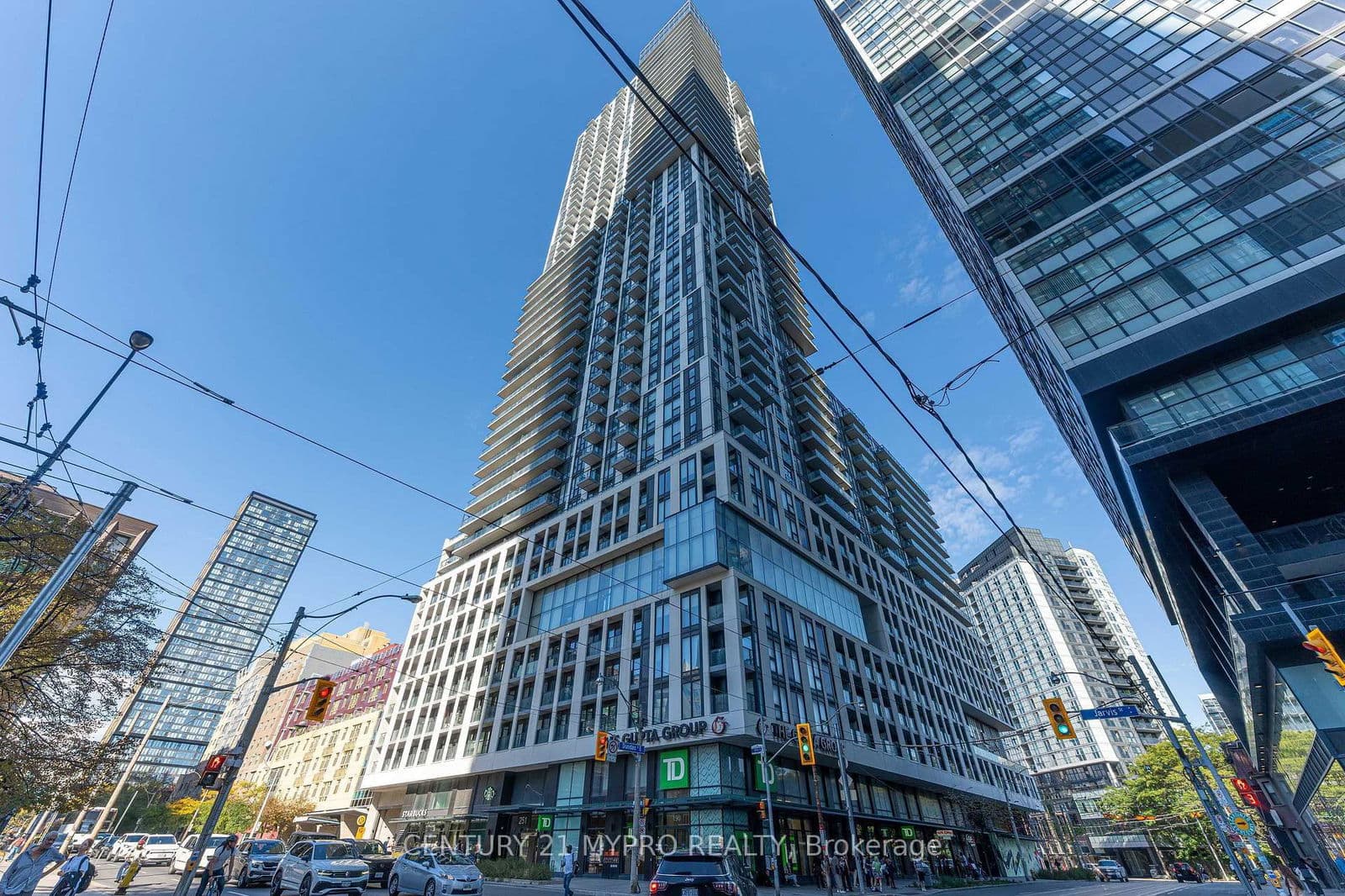 #735 - 251 Jarvis Street