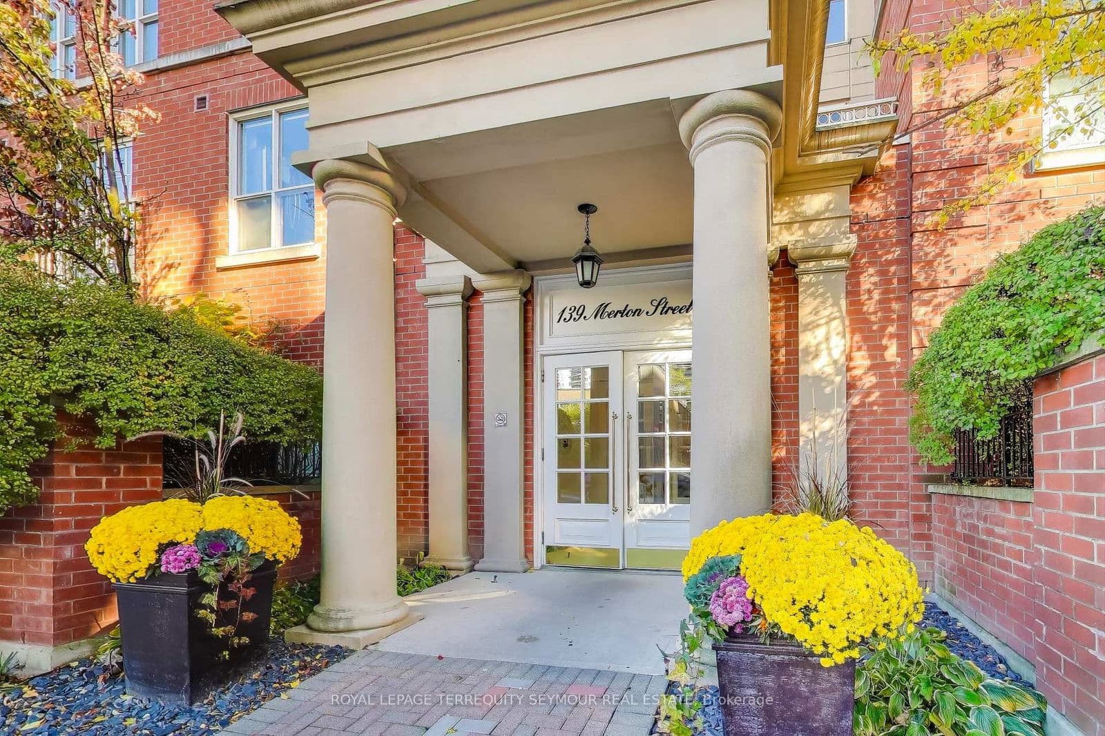 #448 - 139 Merton Street