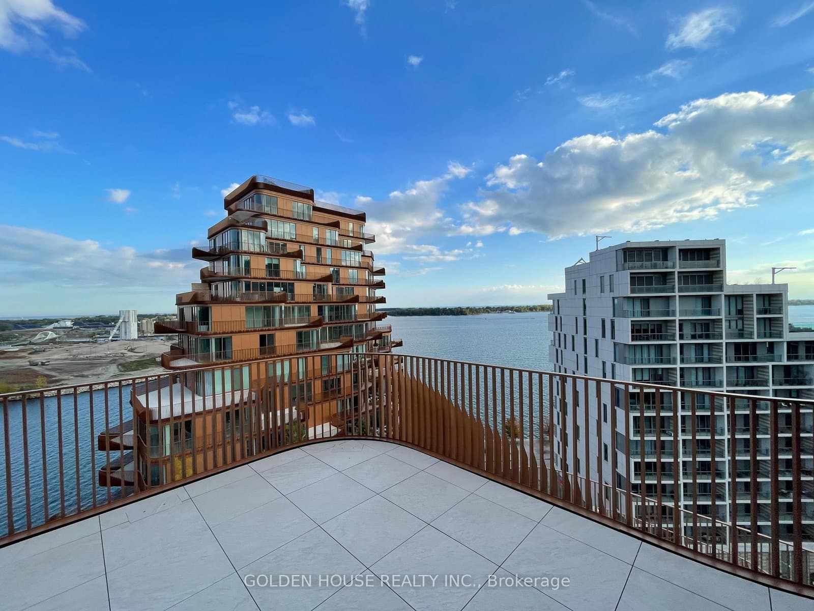 155 Merchants' Wharf, Unit 1222