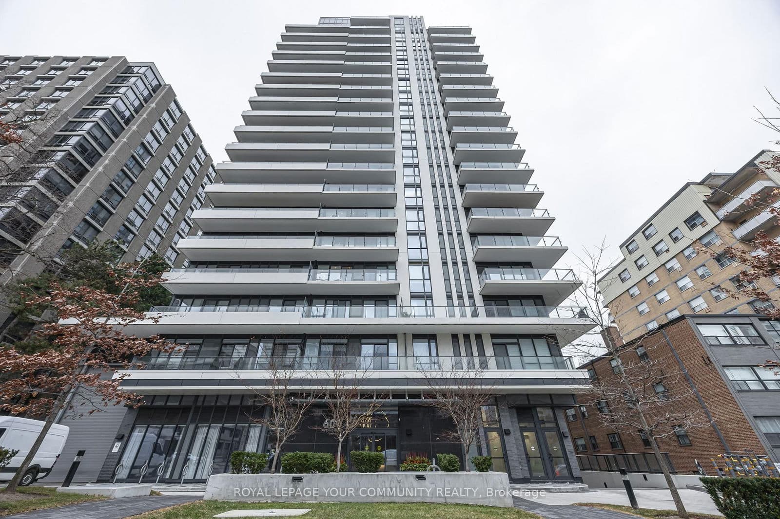 609 Avenue Road, Unit 201