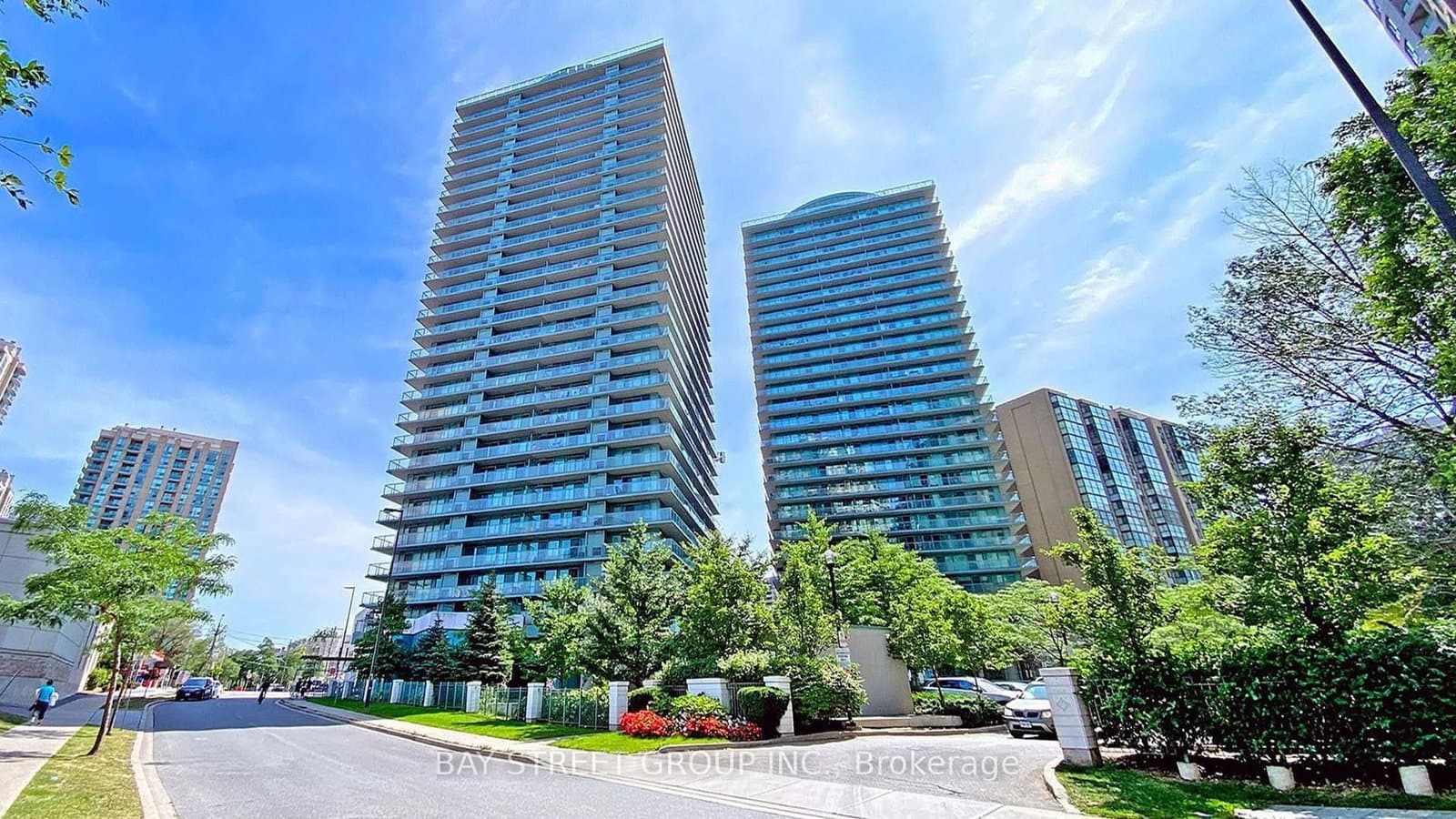 #803 - 5500 Yonge Street