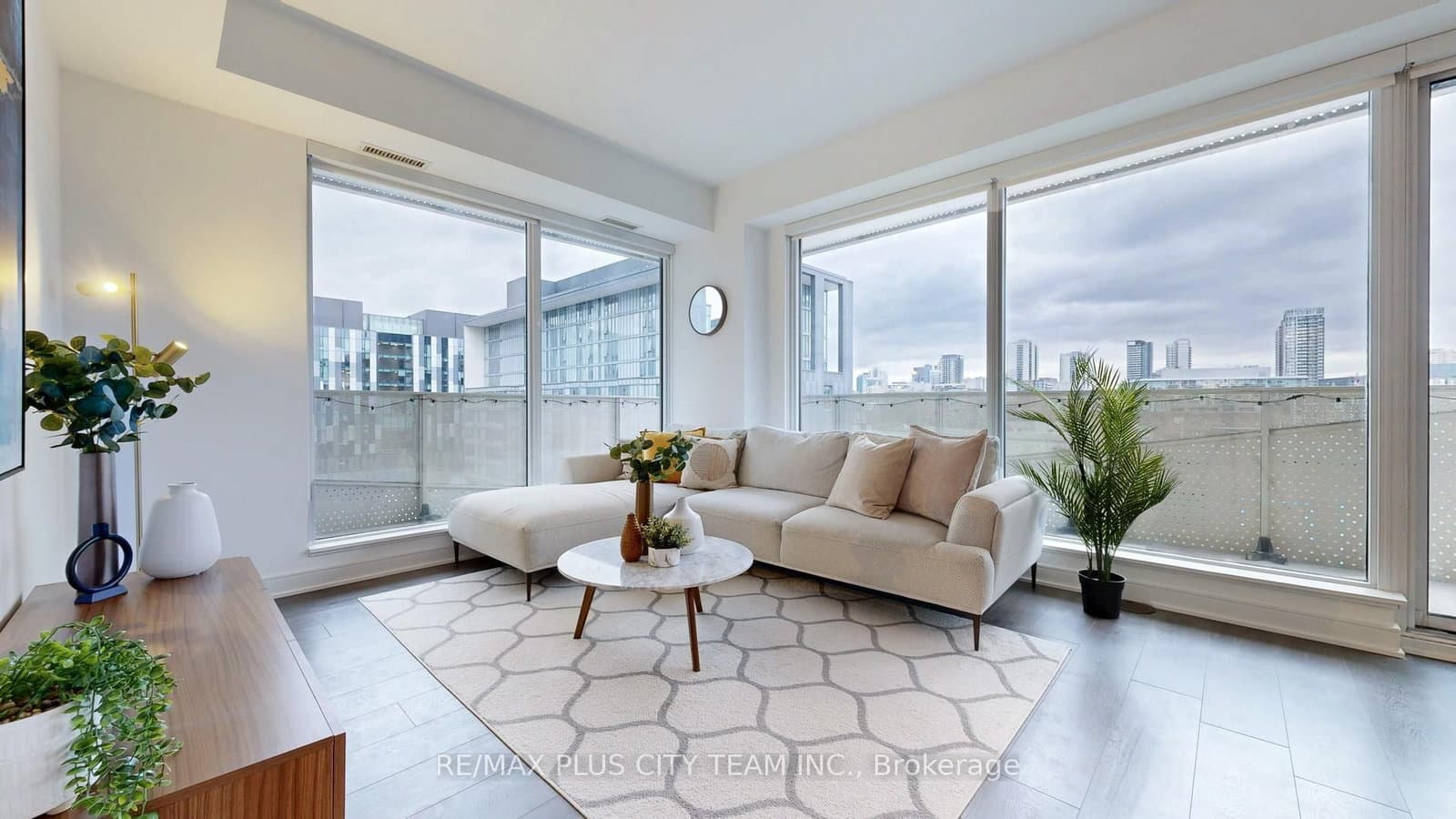 #613 - 60 Tannery Road