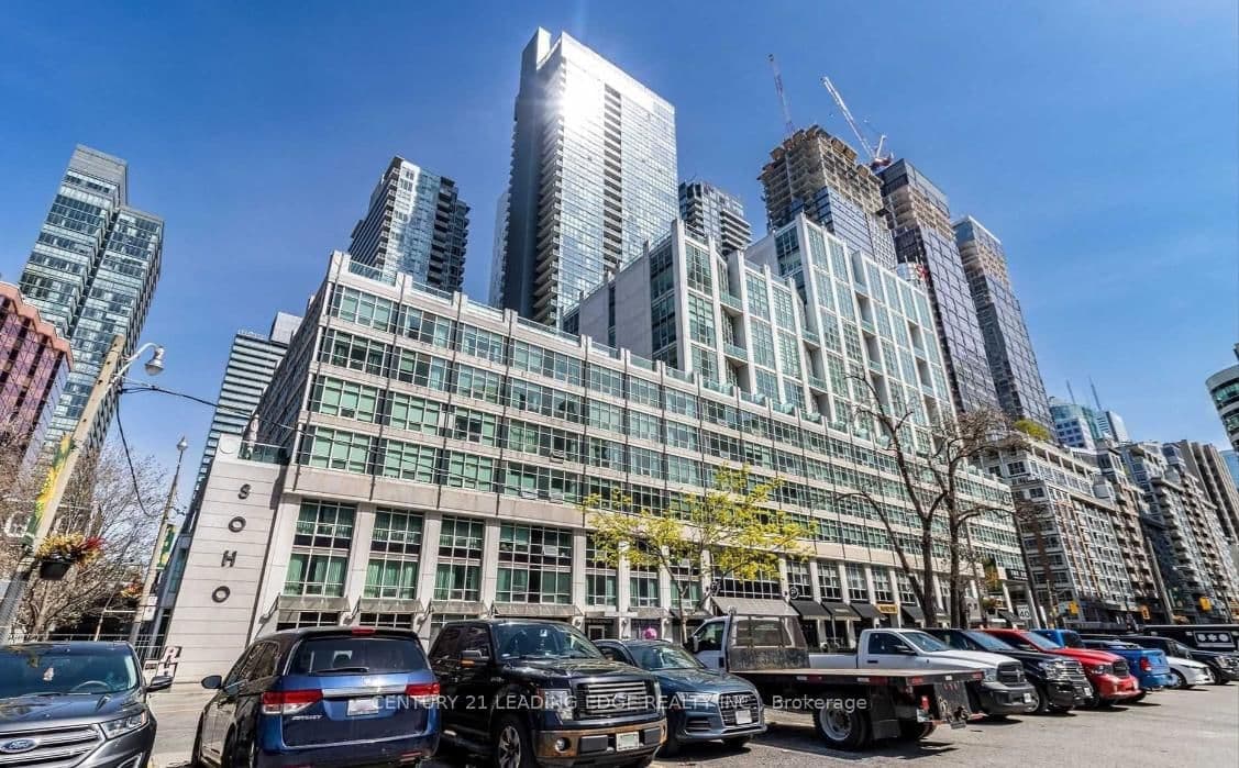 #203 - 350 Wellington Street W