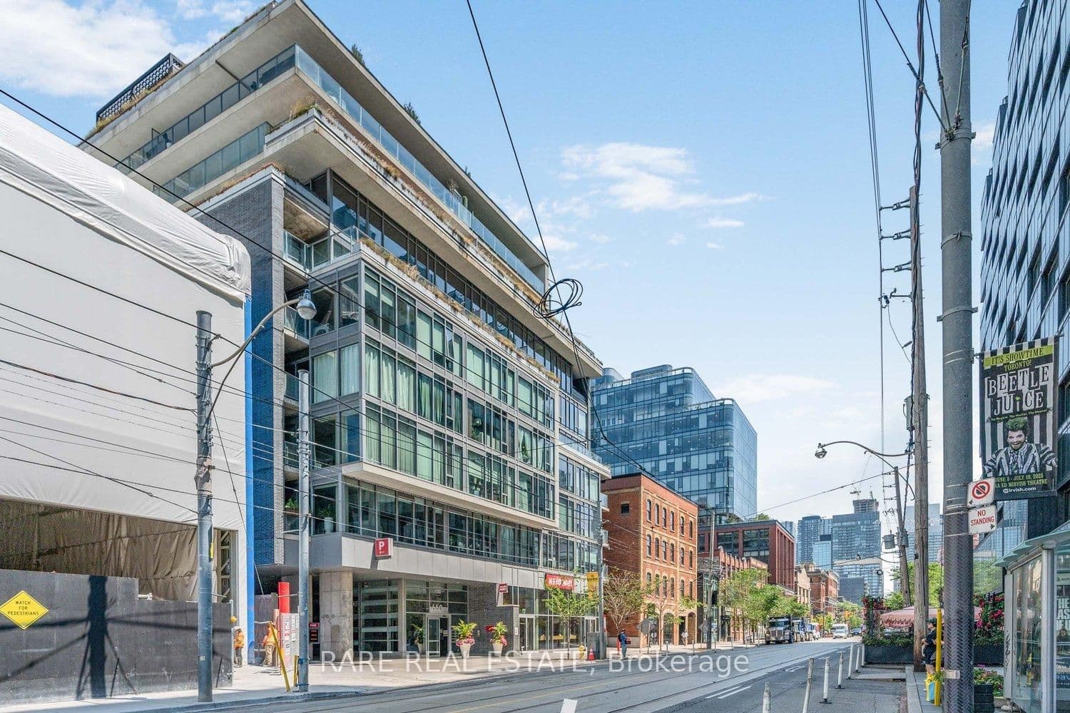 #701 - 650 King Street W