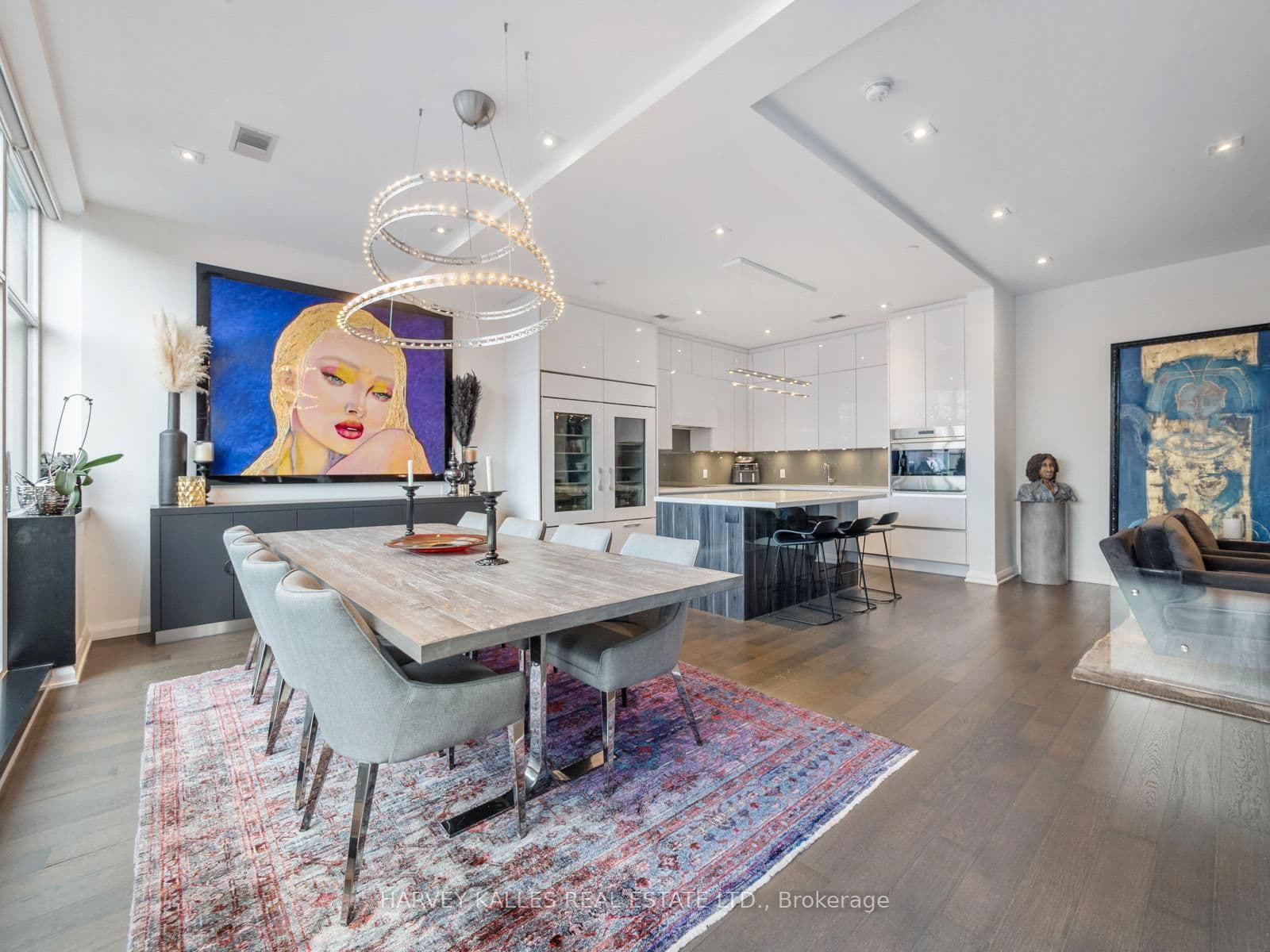 #303 - 155 Yorkville Avenue