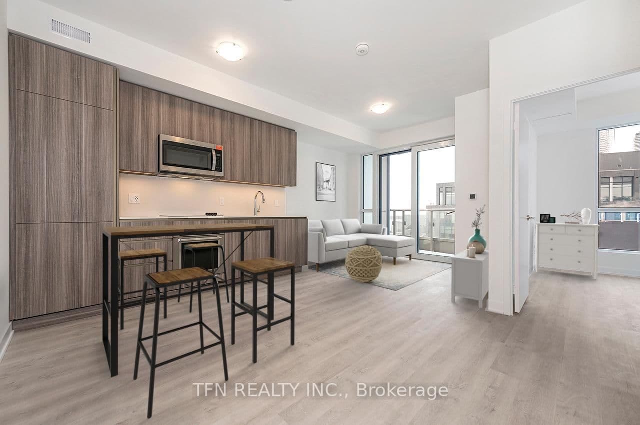 15 Richardson Street, Unit 1716