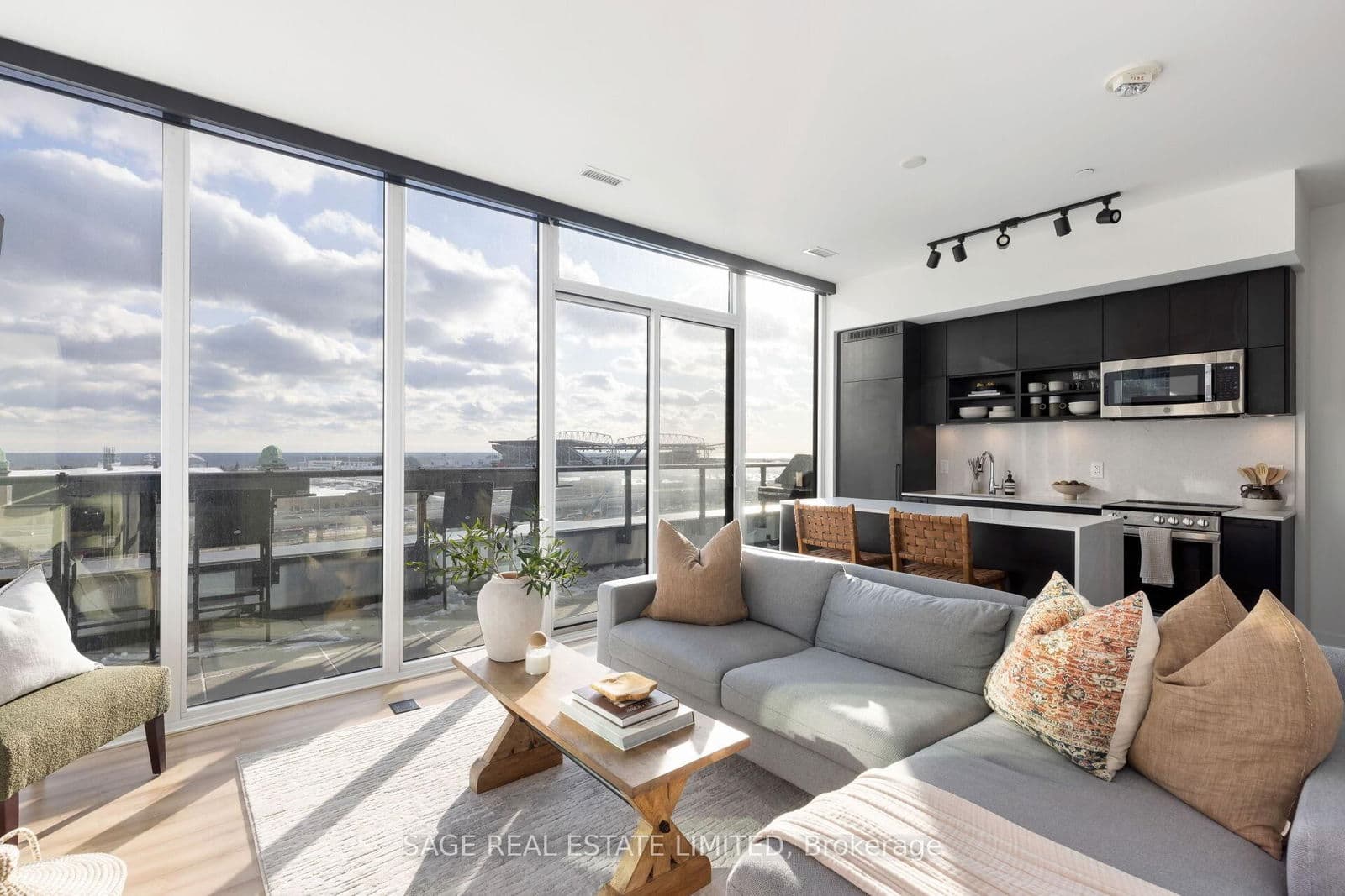 #715 - 135 East Liberty Street