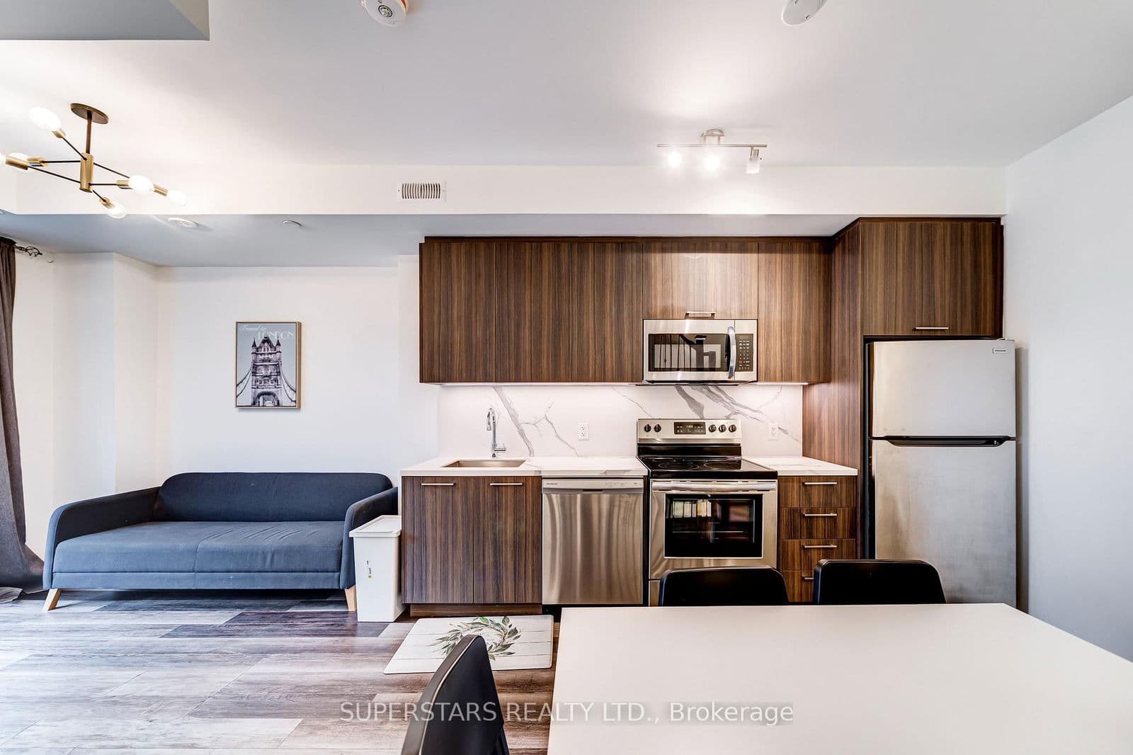 51 Winlock Park, Unit 27