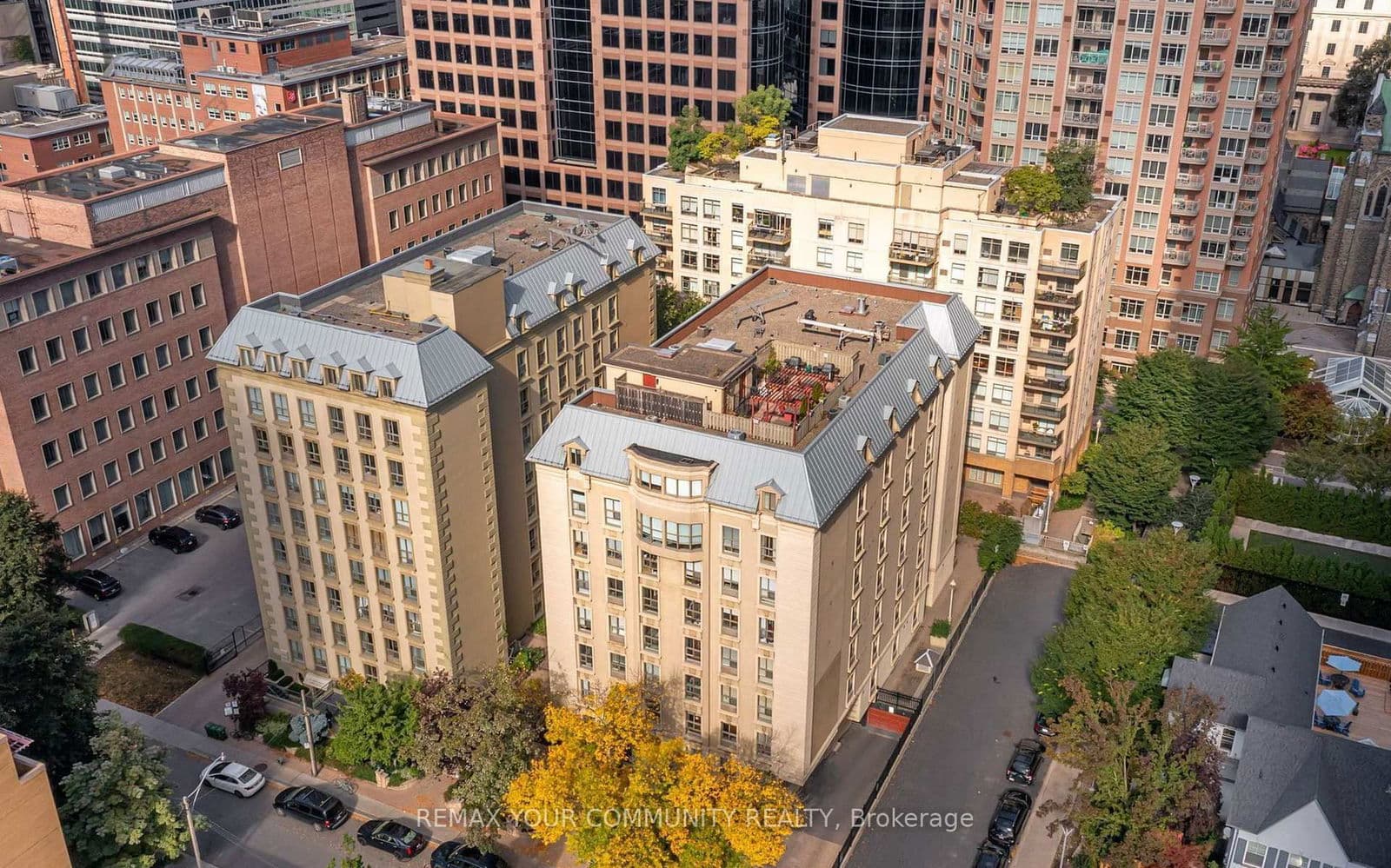 #211 - 88 Charles Street