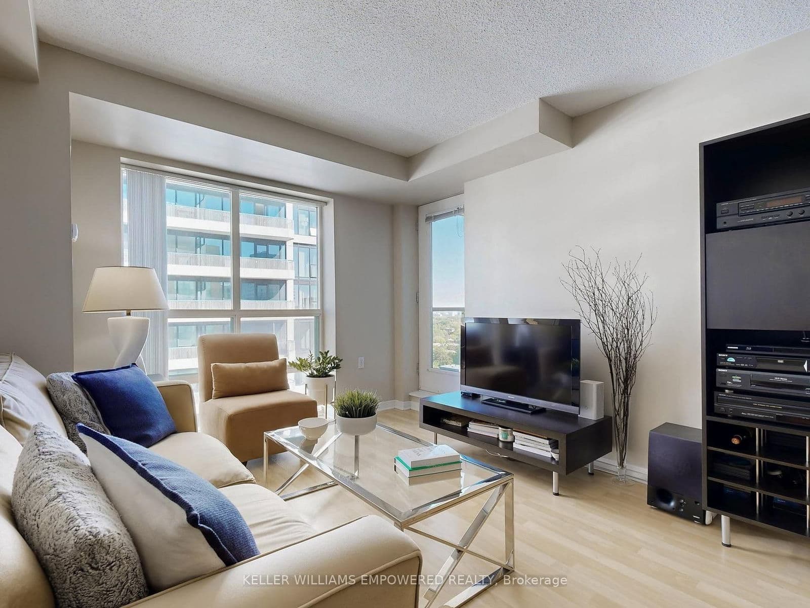 #LPH01 - 28 Olive Avenue