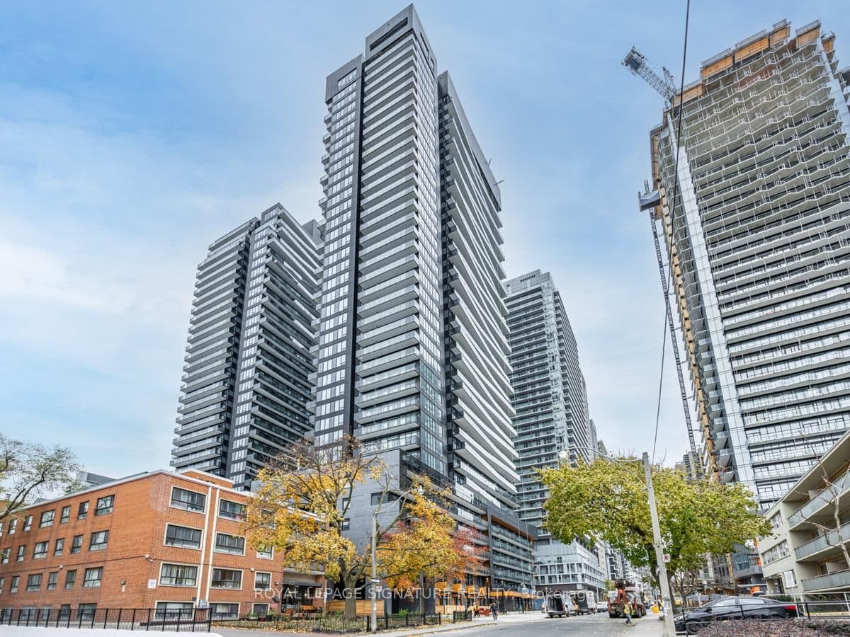 117 Broadway Avenue, Unit 504