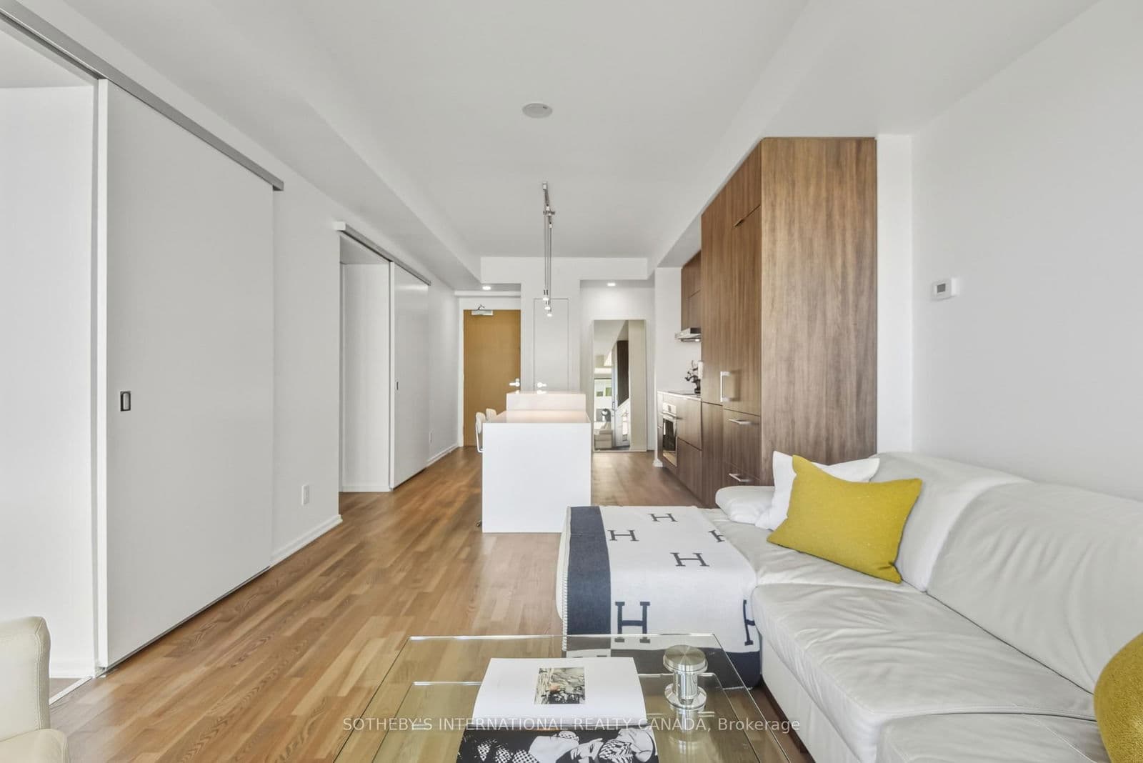 #2712 - 1 Bloor Street E