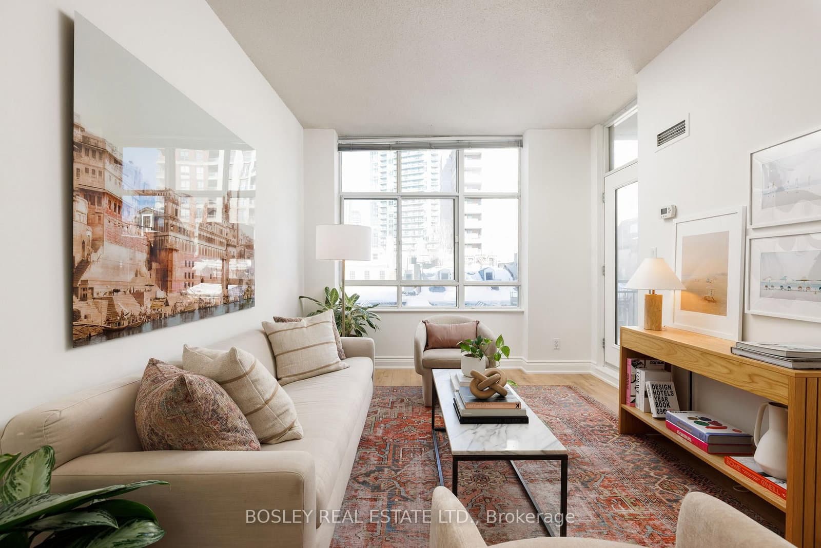 #505 - 39 Jarvis Street