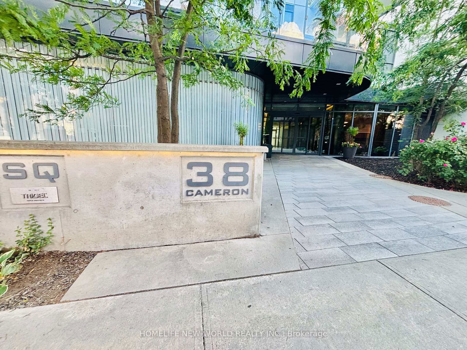 #423 - 38 Cameron Street