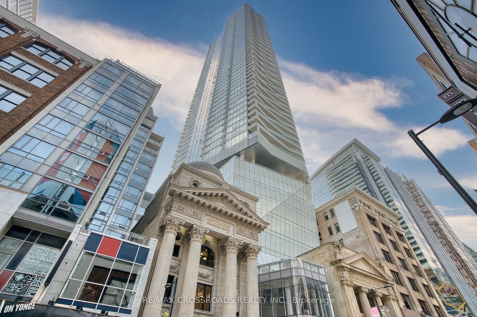 #1510 - 197 Yonge Street