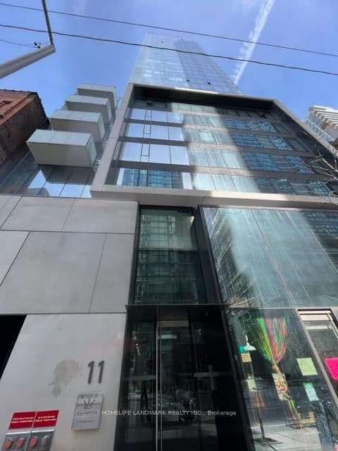 11 Charlotte Street, Unit 1602